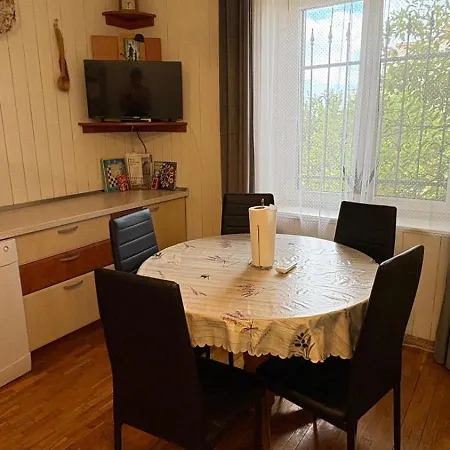Apartament Lamante *